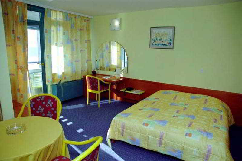 Hotel Stella نيوم المظهر الخارجي الصورة