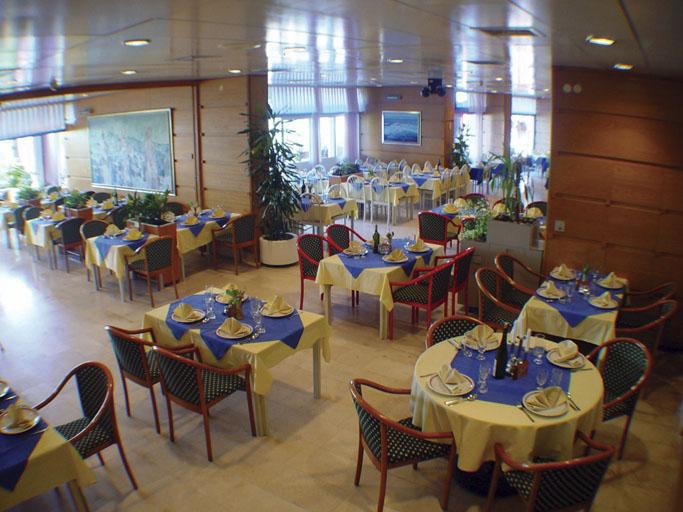 Hotel Stella نيوم المظهر الخارجي الصورة