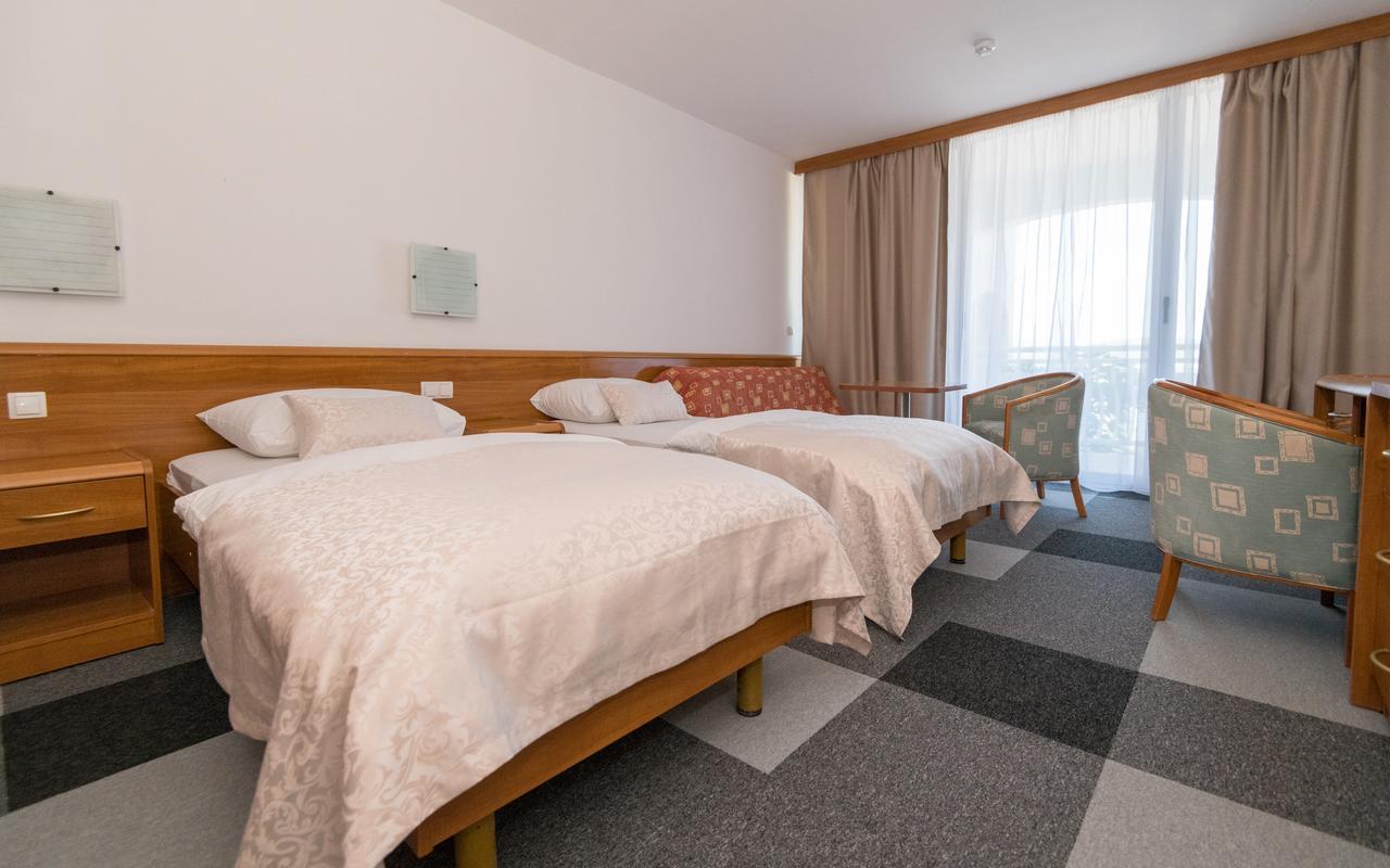Hotel Stella نيوم المظهر الخارجي الصورة