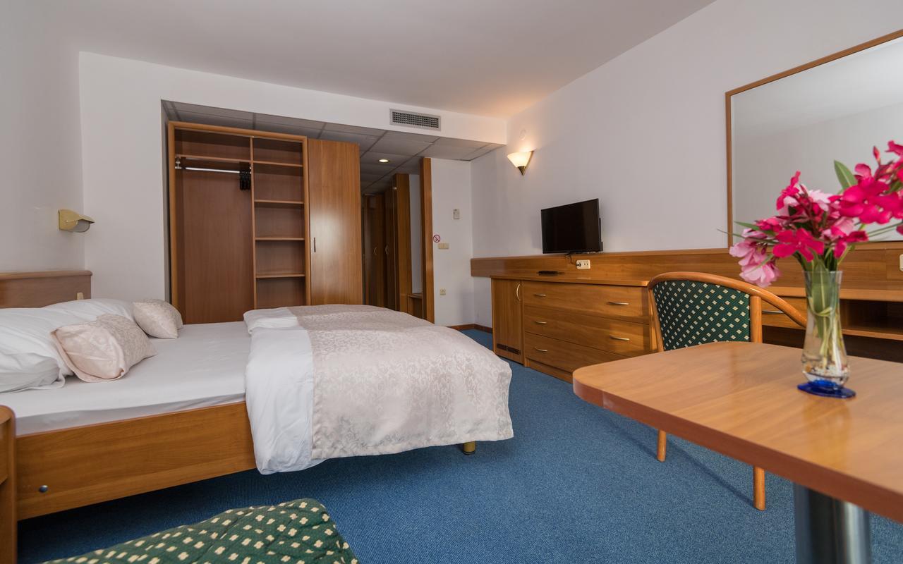 Hotel Stella نيوم المظهر الخارجي الصورة