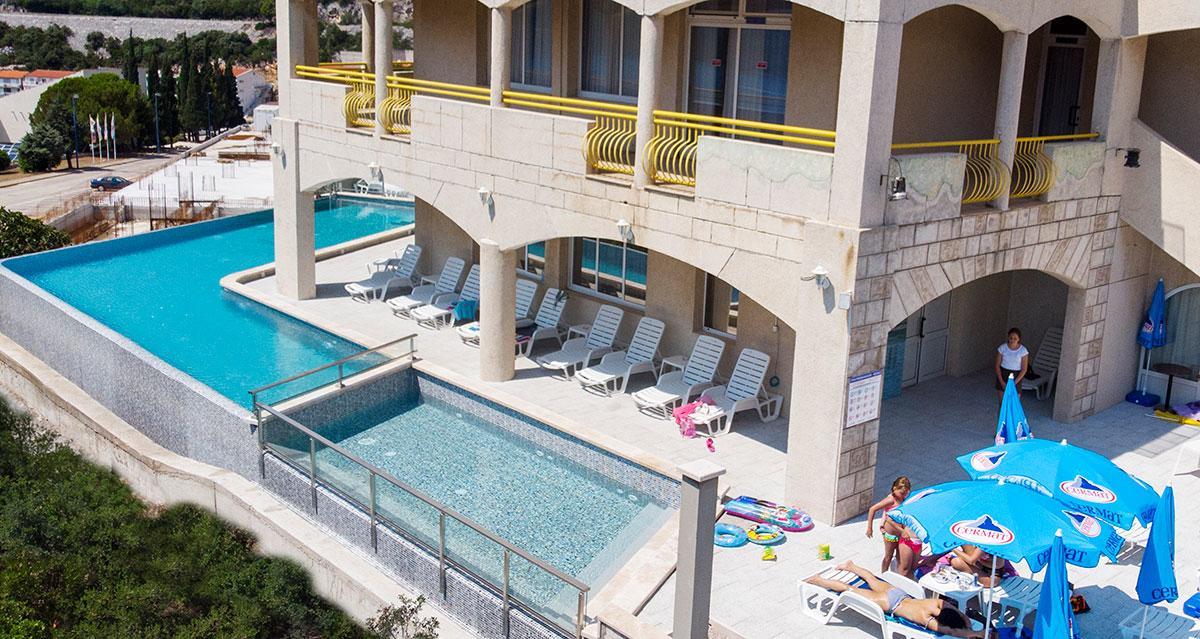 Hotel Stella نيوم المظهر الخارجي الصورة