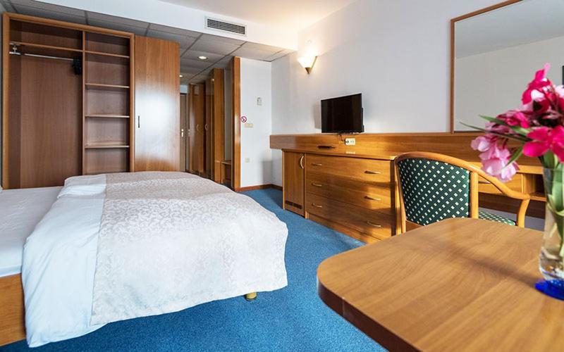 Hotel Stella نيوم المظهر الخارجي الصورة